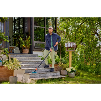 GARDENA CLEANSYSTEM Brosse à manche dure flex