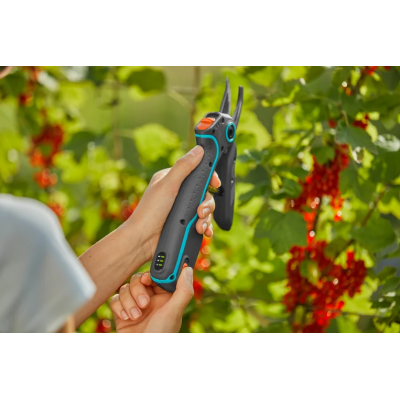GARDENA Sécateur AssistCut