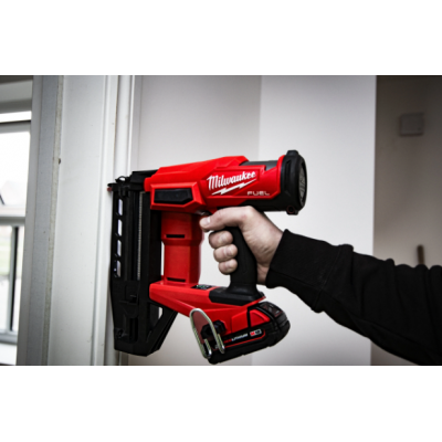 MILWAUKEE M18 FN16GS-0X RECHTE TACKER
