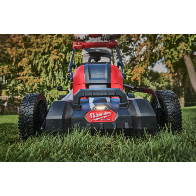 MILWAUKEE TONDEUSE A GAZON M18 F2LM46-0