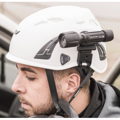 LEDLENSER P5R PRO ZAKLAMP OPLAADBAAR