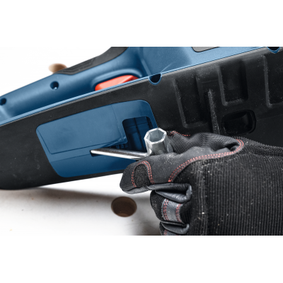 BOSCH Tronçonneuse GKE 18V-40